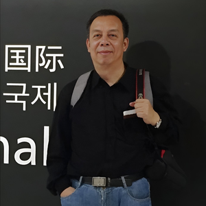 龙给泰 头像
