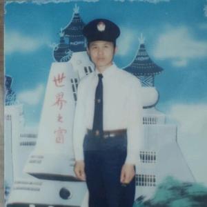 奇幻饼干i 头像