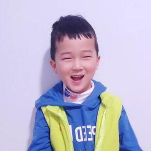 大果果charlie辰辰 头像