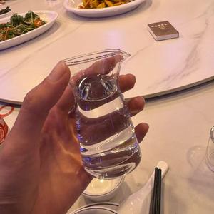 叭叭嘴里炫 头像