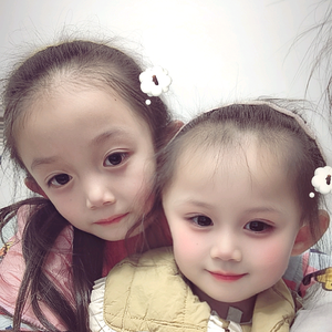 佳琦&amp;妹妹成长录 头像