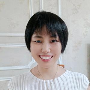 戴假发的天星妈 头像