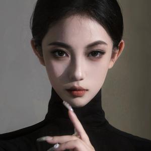 小小柠檬精 头像