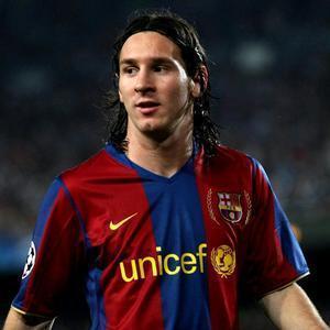 爱足球的阿周zxd 头像