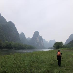 那远远的云端