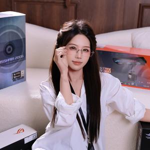 清澈小匠妹儿~ 头像