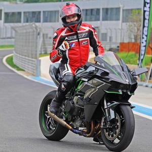 战车工作室 头像