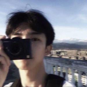 江南过客- 头像