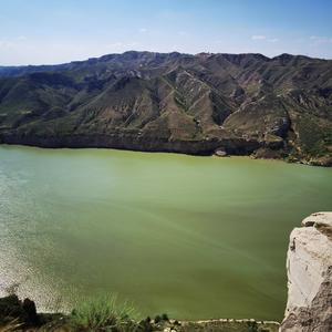 善良清闲的远山 头像