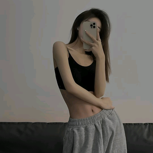 依依.（沉浸式自习） 头像