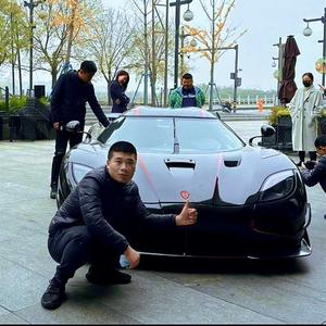 西安街拍阿波 头像