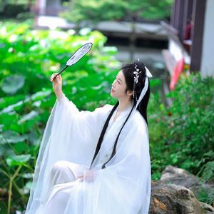 小西娜 头像