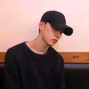 发财戴纳9v 头像