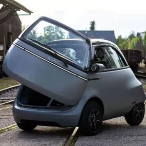 坦荡智勇双全的百香果 头像