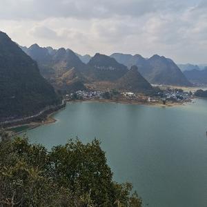 阿宝爱追剧 头像