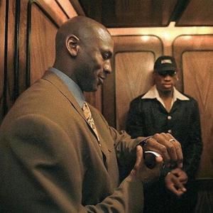 万象观察员 头像