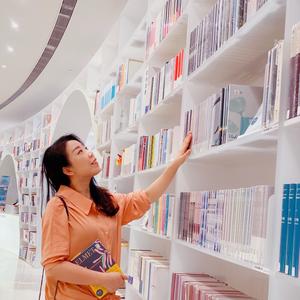 阳光森林潘红 头像