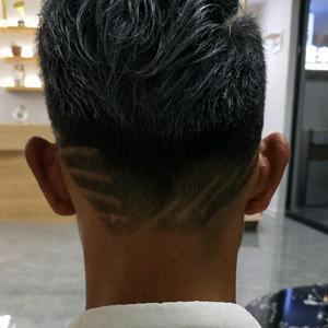 奋斗的孤影 头像