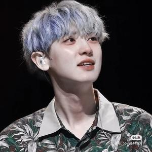 提盏星灯G 头像