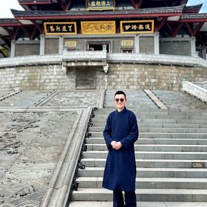 潇洒春秋 头像
