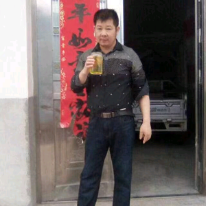 雷特影视解说 头像