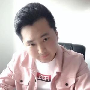 大龙爱动脑 头像