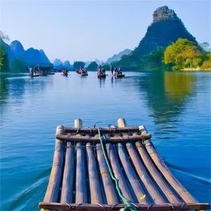 蓝竹筏卡在水中央 头像