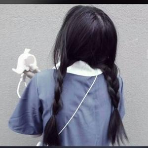奶盖超级甜 头像