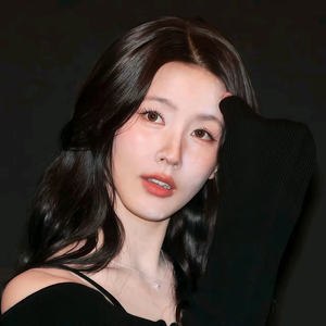 盲鸡叮着屎 头像